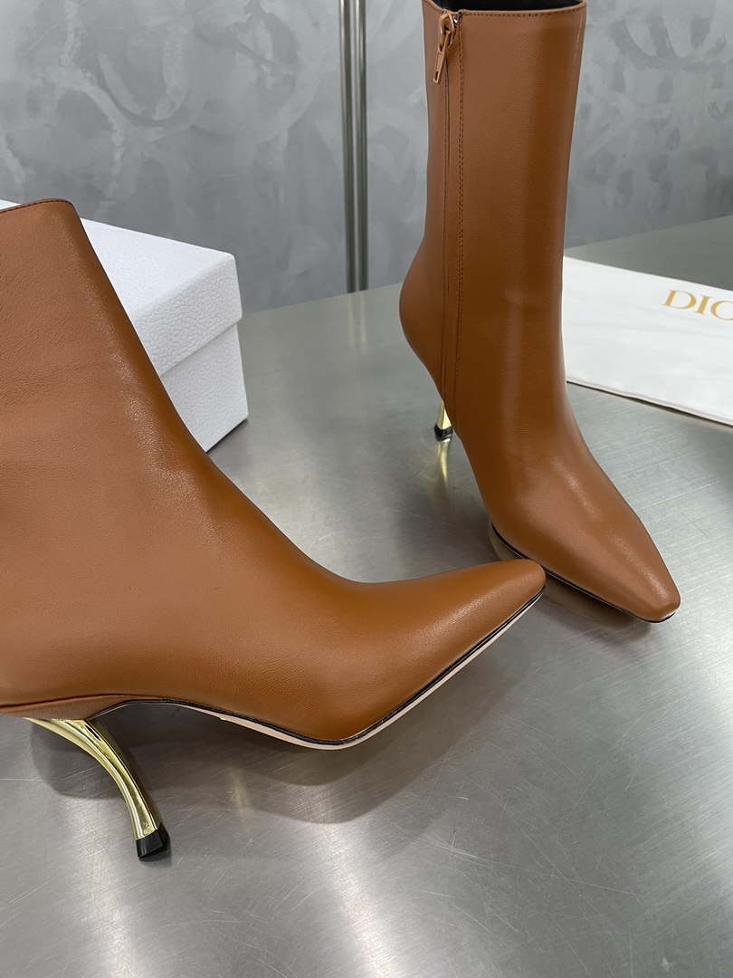 Dior Women's Shoes KCI806VVV_S900 D-Fame Heeled Angle Boot 192878