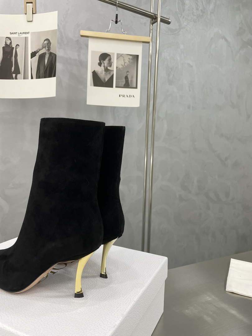 Dior Women's Shoes KCI806VVV_S900 D-Fame Heeled Angle Boot 192879