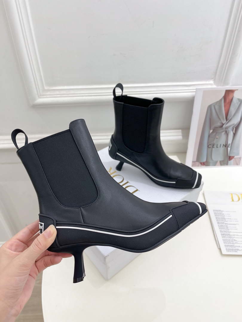 Dior Women's Shoes KCI796VSO_S20X D-Motion Heeled Ankle Boot