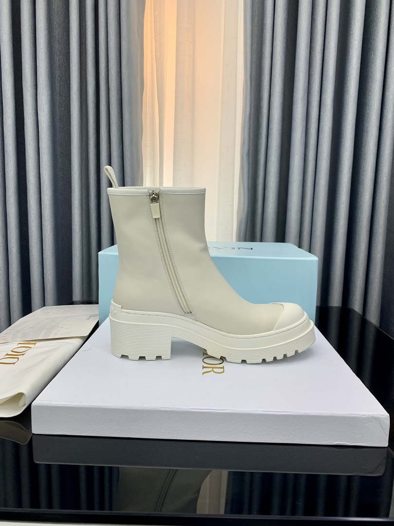 Dior Women's Shoes KCI770VSO_S900  White Dior Symbol Ankle Boot