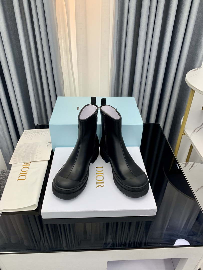 Dior Women's Shoes KCI770VSO_S900 Black Dior Symbol Ankle Boot