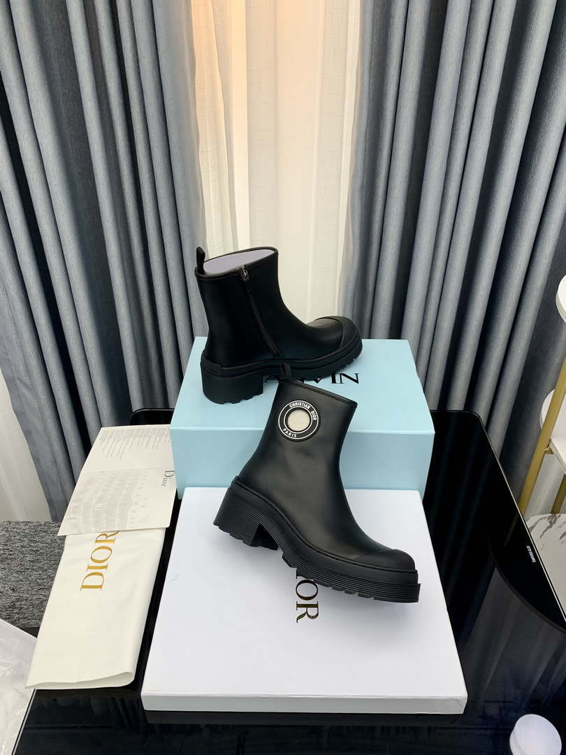 Dior Women's Shoes KCI770VSO_S900 Black Dior Symbol Ankle Boot