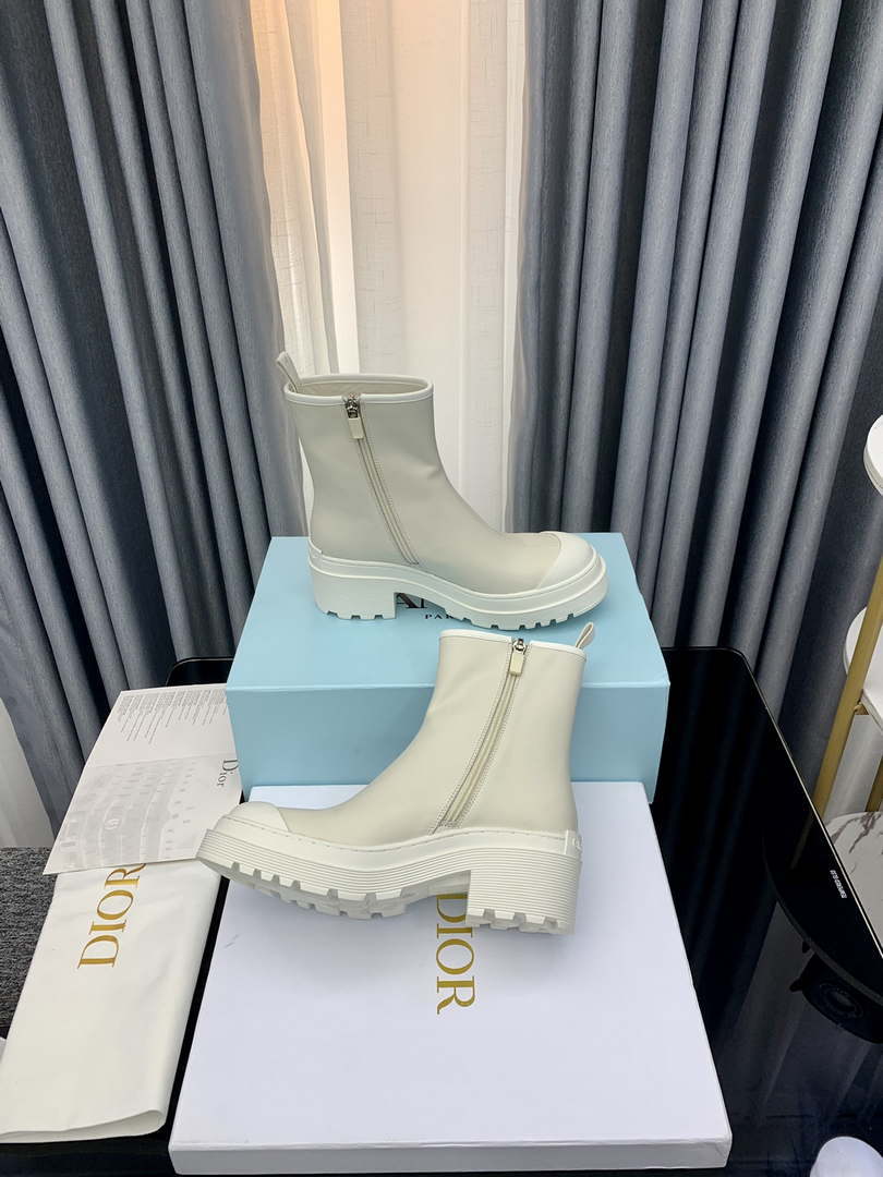 Dior Women's Shoes KCI770VSO_S900  White Dior Symbol Ankle Boot