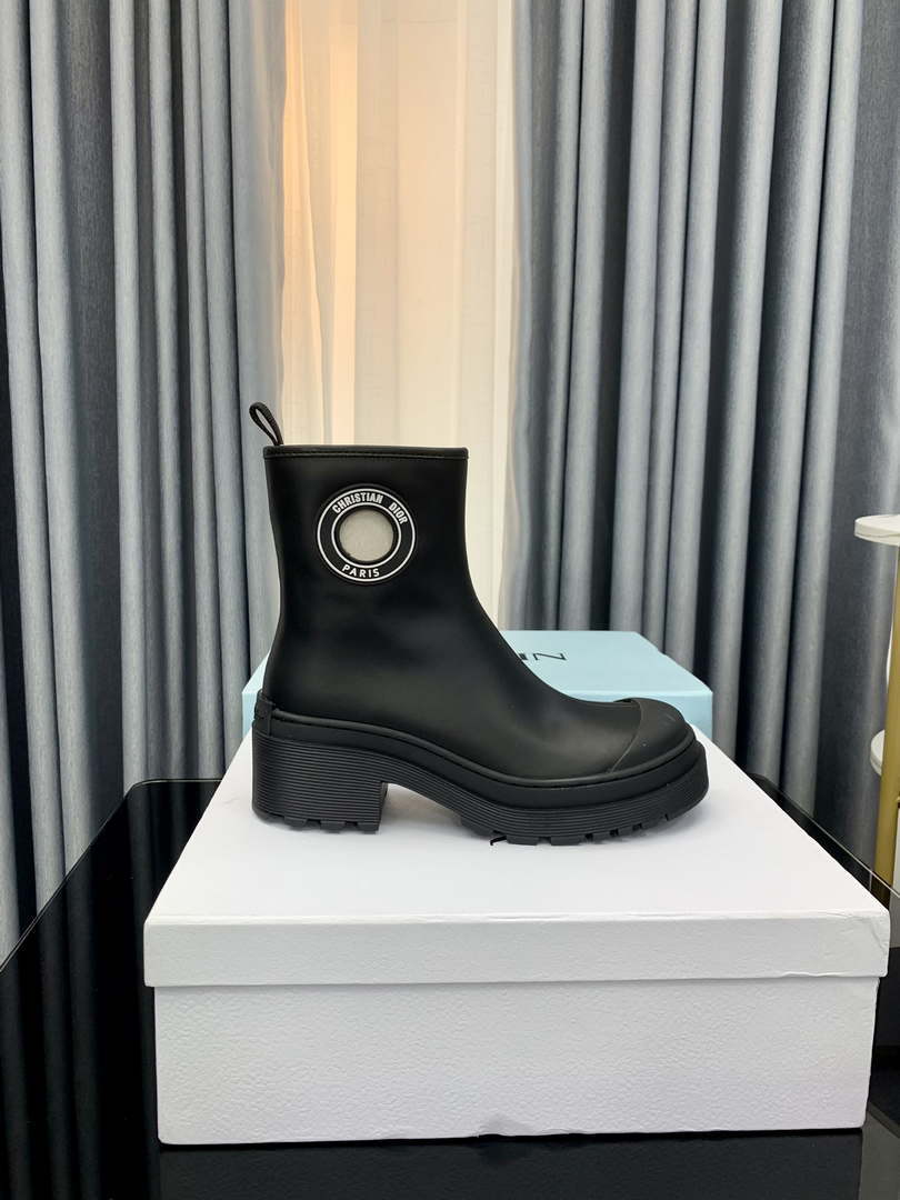 Dior Women's Shoes KCI770VSO_S900 Black Dior Symbol Ankle Boot