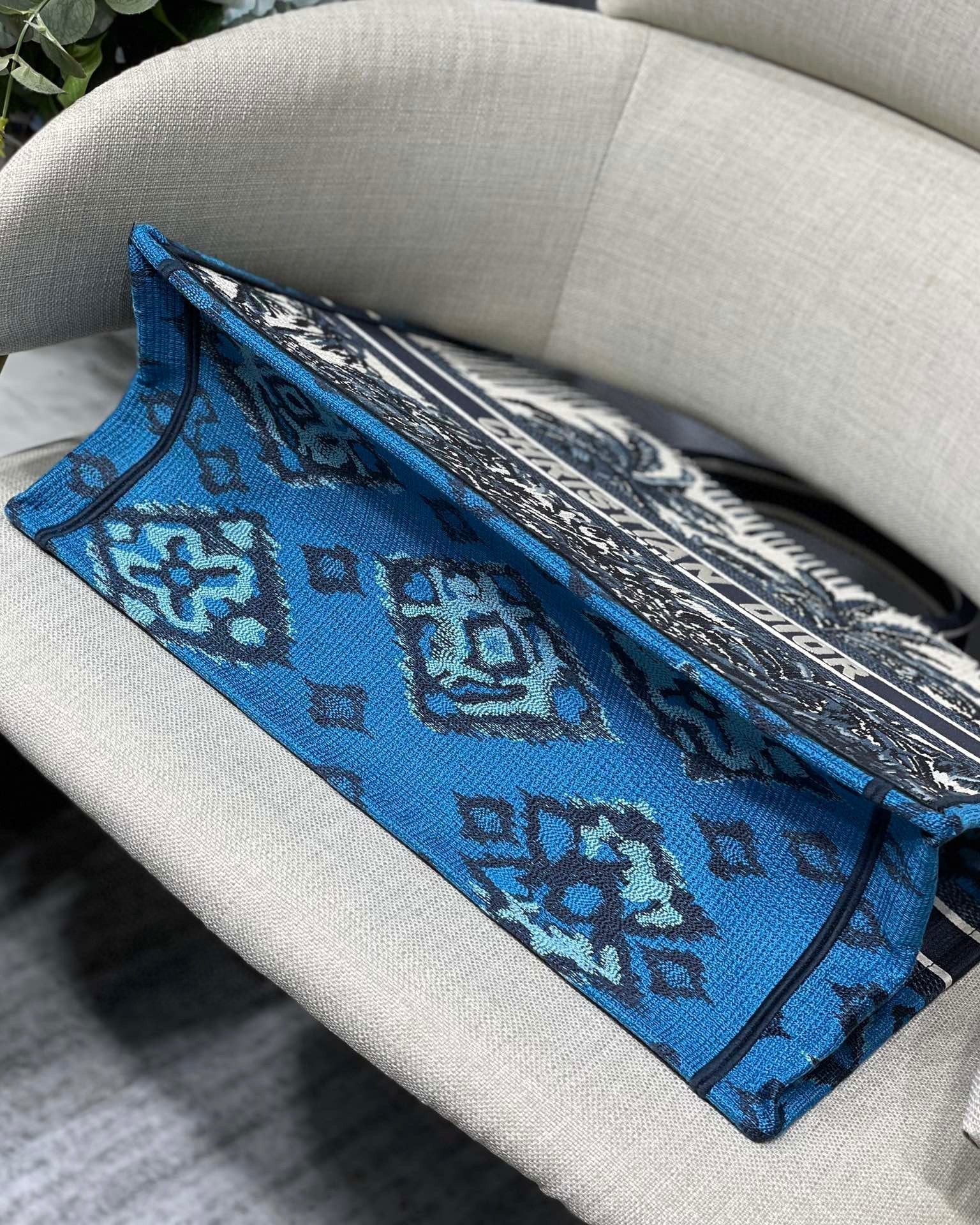 Dior Book Tote M1286 Blue Dior Palms Embroidery - luxibagsmall