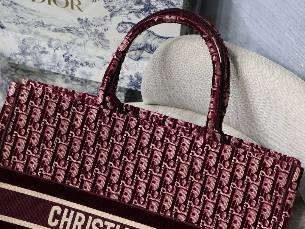 Dior Book Tote M1286 Burgundy Dior Oblique Embroidery - luxibagsmall