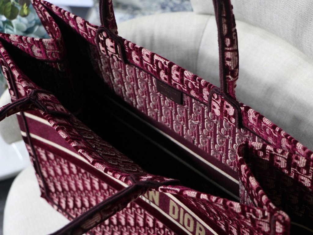 Dior Book Tote M1286 Burgundy Dior Oblique Embroidery - luxibagsmall