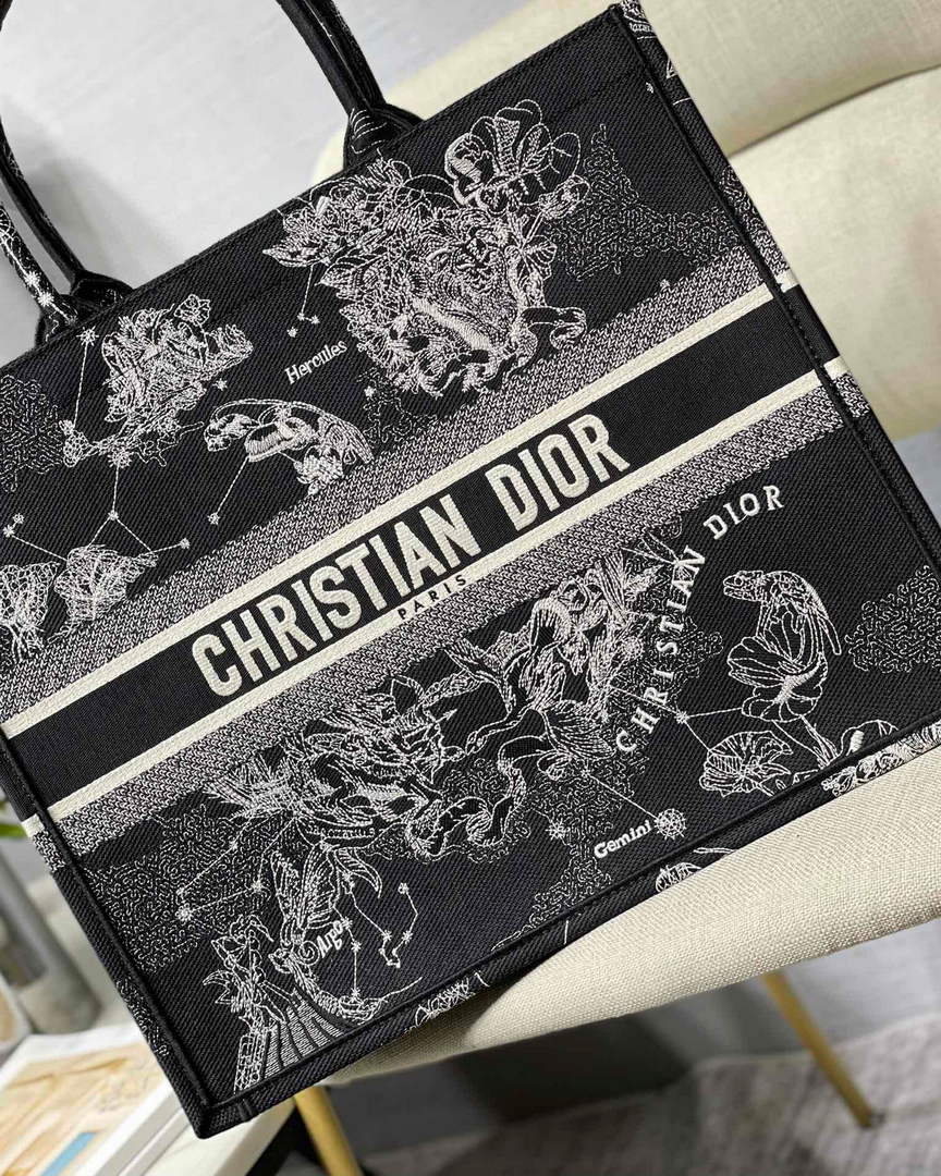 Dior M1286 Large Book Tote Black Toile de Jouy Zodiac latte embroidery