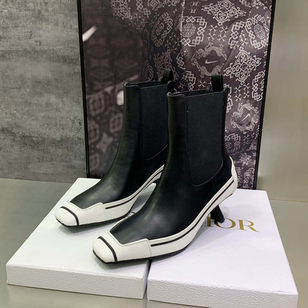 Dior Women's Shoes KCI796VSO_S20X - D-Motion Heeled Ankle Boot 191440 - 34 - View 2
