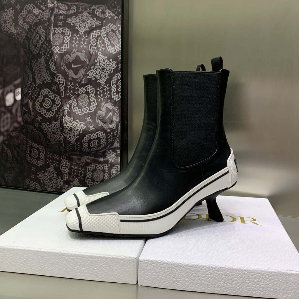 Dior Women's Shoes KCI796VSO_S20X - D-Motion Heeled Ankle Boot 191440
