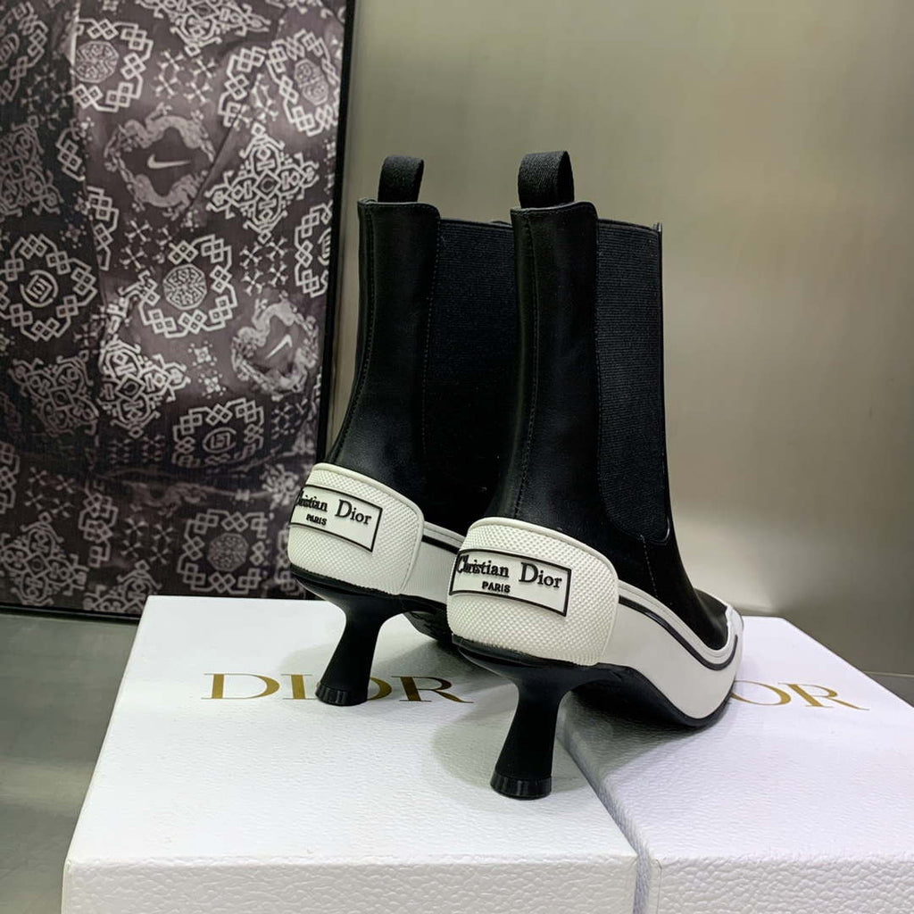 Dior Women's Shoes KCI796VSO_S20X - D-Motion Heeled Ankle Boot 191440