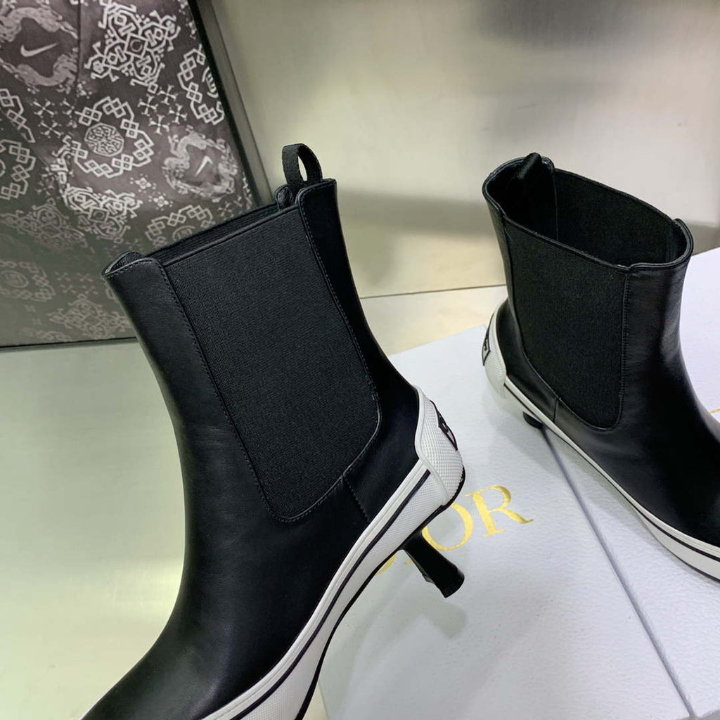 Dior Women's Shoes KCI796VSO_S20X - D-Motion Heeled Ankle Boot 191440