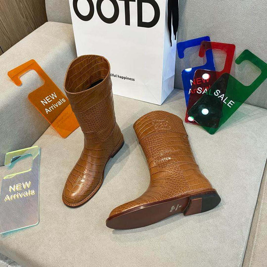 Fendi Women Shoes Rockoko boots 192501
