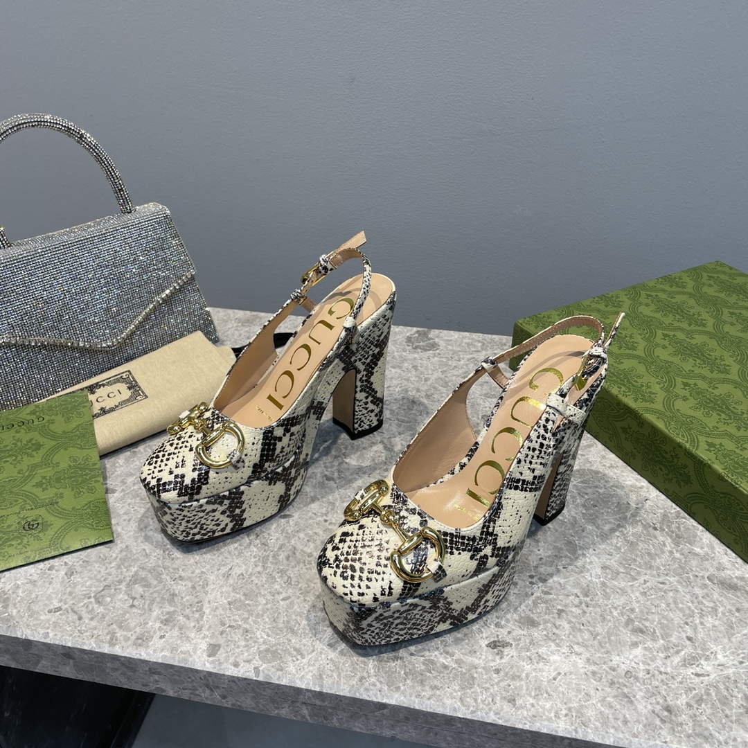Gucci 723837 Women's python print high heel pump G66746 - 35 - View 3