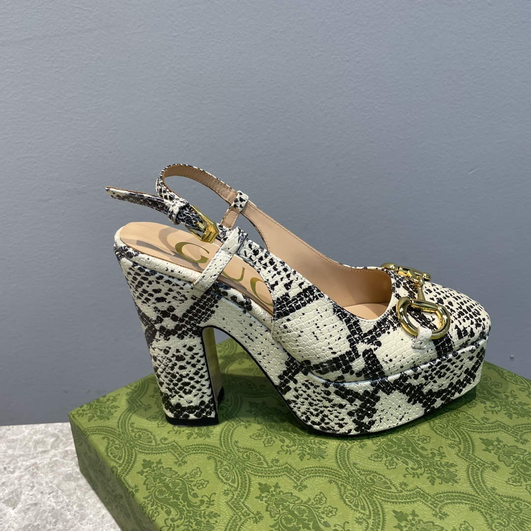 Gucci 723837 Women's python print high heel pump G66746