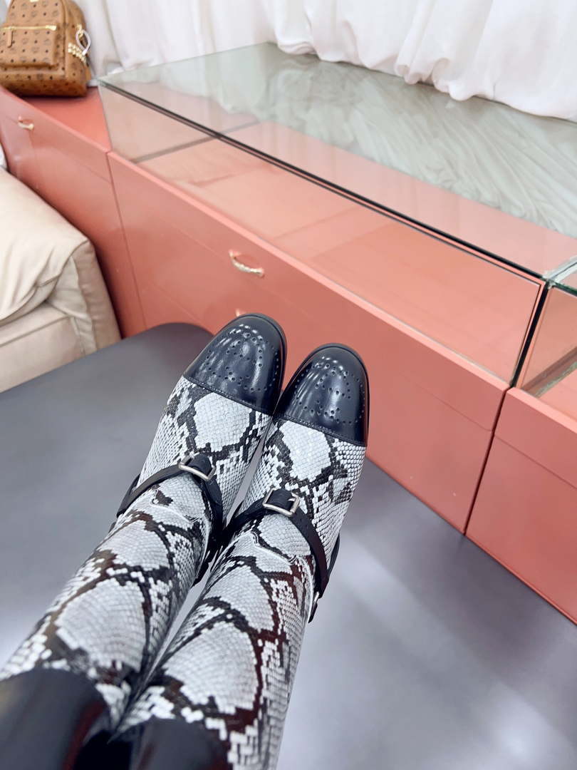 Gucci Women Shoes Style ?674670 DS8J0 1079 Knee-high boot with harness 192111