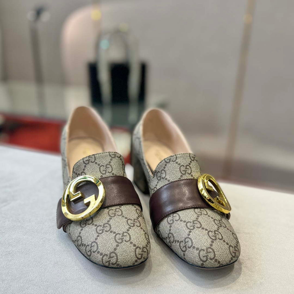 Gucci Women Shoes Style ?700271 DKSD0 1000 Women's lug sole Interlocking G loafer 191396