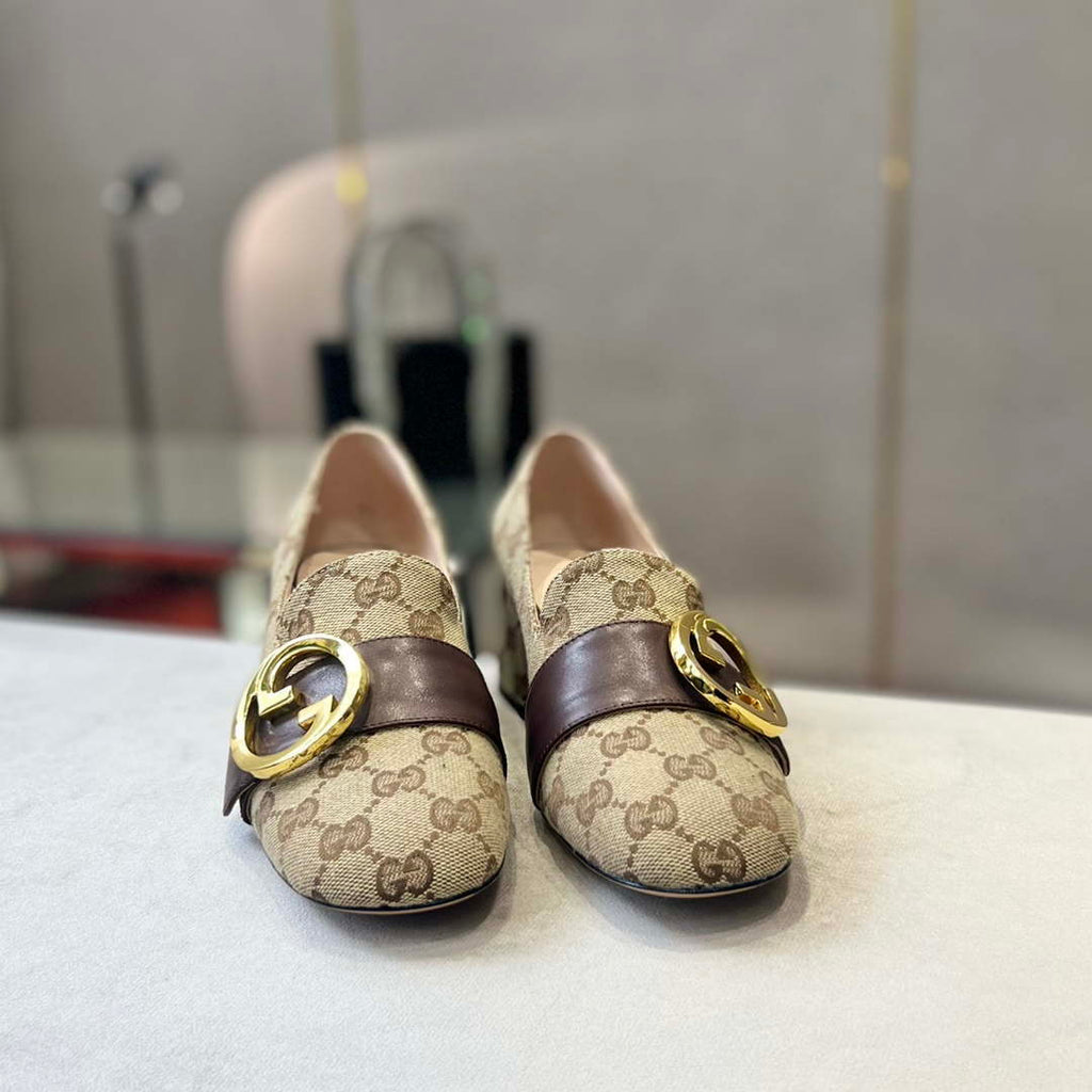 Gucci Women Shoes Style ?700271 DKSD0 1000 Women's lug sole Interlocking G loafer 191397