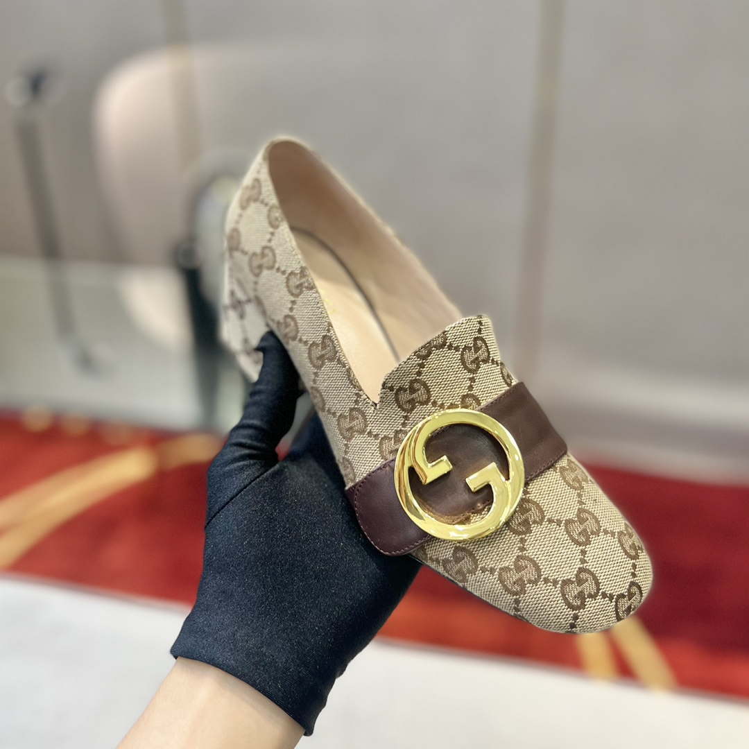 Gucci Women Shoes Style ?700271 DKSD0 1000 Women's lug sole Interlocking G loafer 191397 - 35 - View 7