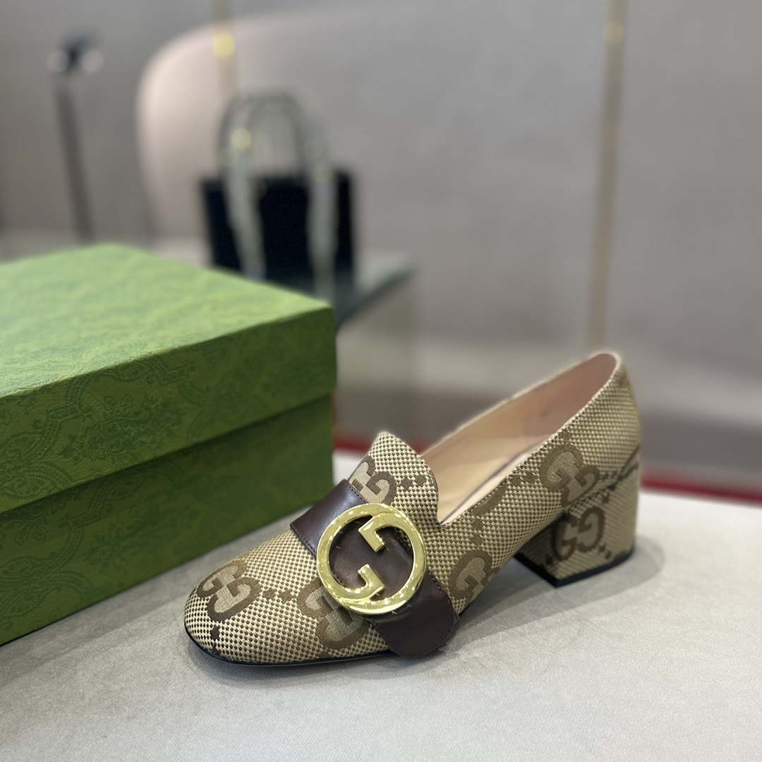 Gucci Women Shoes Style ?700271 DKSD0 1000 Women's lug sole Interlocking G loafer 191398 - 35 - View 8