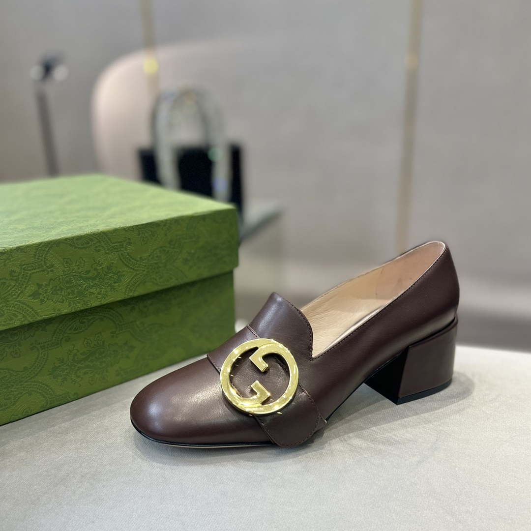 Gucci Women Shoes Style ?700271 DKSD0 1000 Women's lug sole Interlocking G loafer 191399