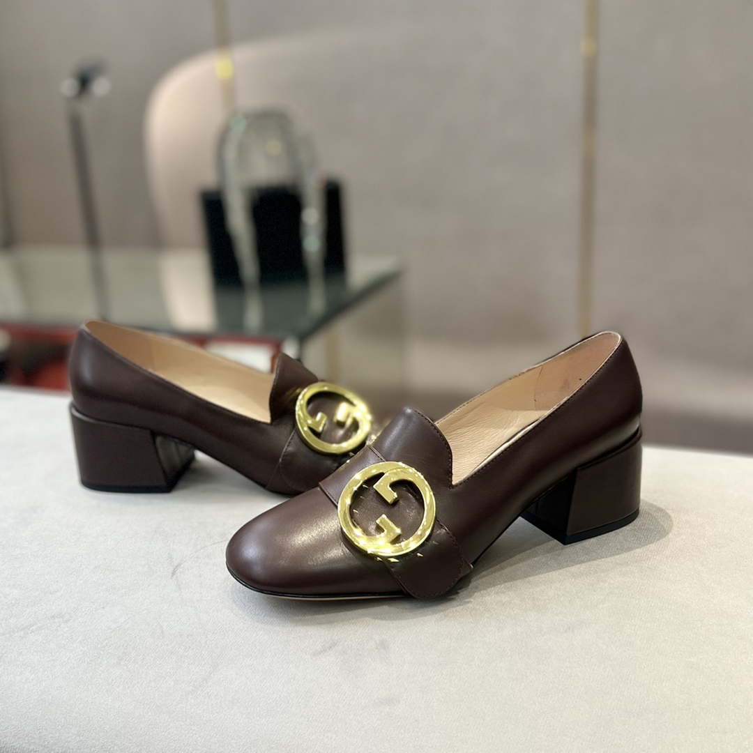 Gucci Women Shoes Style ?700271 DKSD0 1000 Women's lug sole Interlocking G loafer 191399