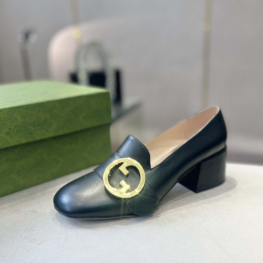 Gucci Women Shoes Style ?700271 DKSD0 1000 Women's lug sole Interlocking G loafer 191400