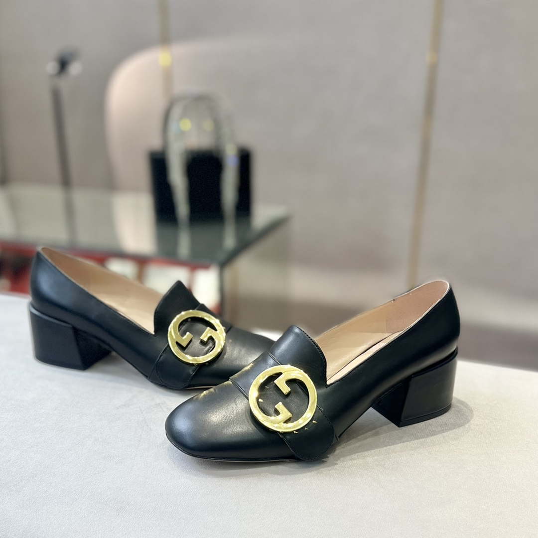 Gucci Women Shoes Style ?700271 DKSD0 1000 Women's lug sole Interlocking G loafer 191400