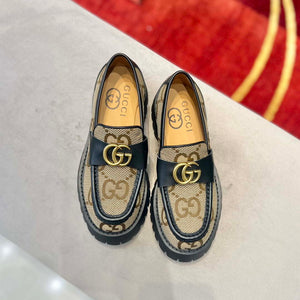 Gucci Women Shoes Style ?700271 DKSD0 1000 Women's lug sole Interlocking G loafer 191409 - 35 - View 1