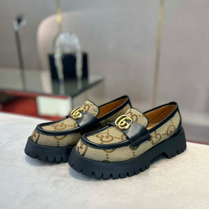 Gucci Women Shoes Style ?700271 DKSD0 1000 Women's lug sole Interlocking G loafer 191409 - 35 - View 6