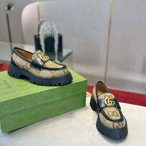 Gucci Women Shoes Style ?700271 DKSD0 1000 Women's lug sole Interlocking G loafer 191409 - 35 - View 3