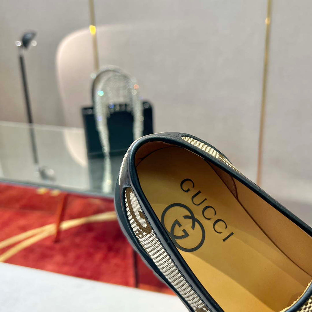 Gucci Women Shoes Style ?700271 DKSD0 1000 Women's lug sole Interlocking G loafer 191411