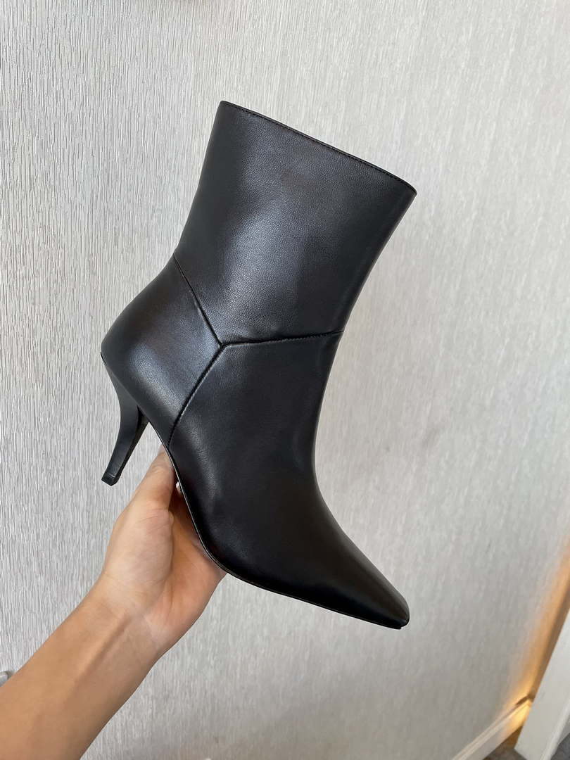 Gucci Women Shoes Style ?700022 C9D00 1000 Women's leather boot 193605