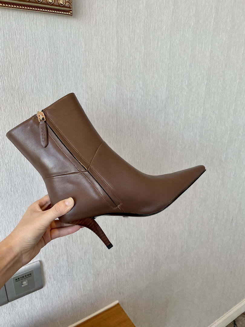 Gucci Women Shoes Style ?700022 C9D00 1000 Women's leather boot 193606
