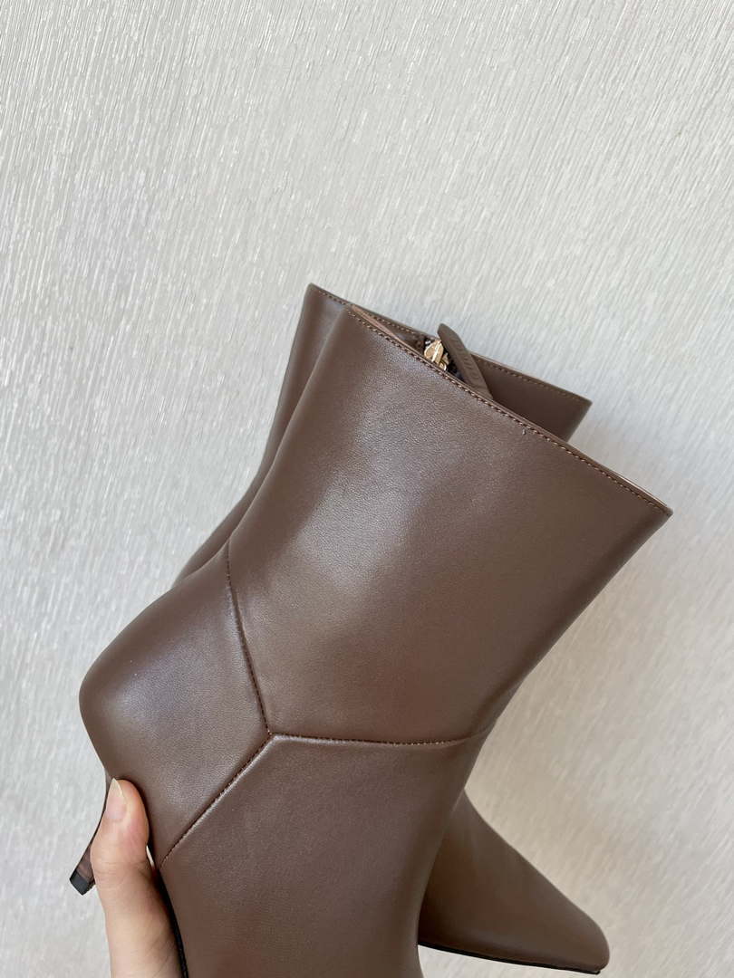 Gucci Women Shoes Style ?700022 C9D00 1000 Women's leather boot 193606