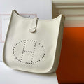 Hermes H083434 Evelyne III 29 bag Designer Hermes Shoulder Bag 203875 - Default Title - View 1