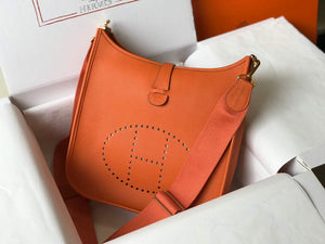 Hermes H083434 Evelyne III 29 bag Designer Hermes Shoulder Bag 203871 Orange - Default Title - View 4