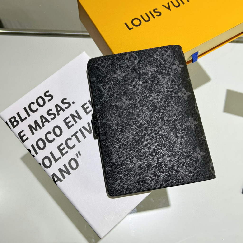 Louis Vuitton R20242 Medium Ring Agenda Cover Damier Graphite Canvas