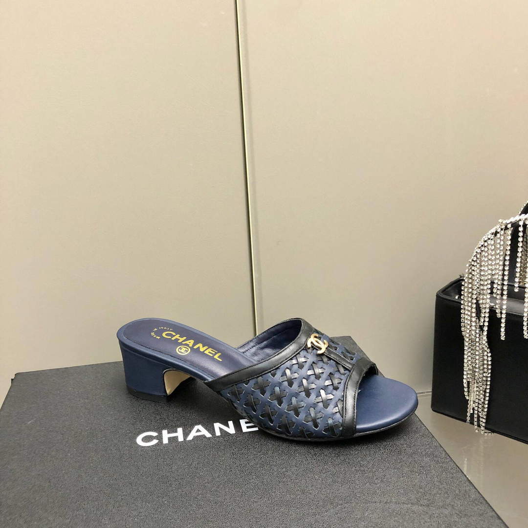 Chanel Women's Sandals Chanel Slippers Lambskin C90185