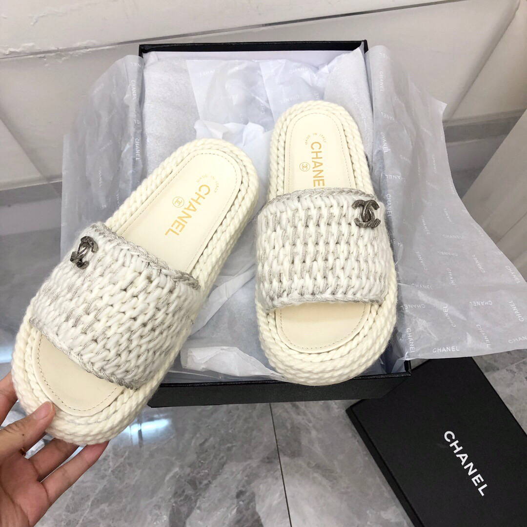 Chanel Women's Sandals Chanel Slippers Lambskin C90191