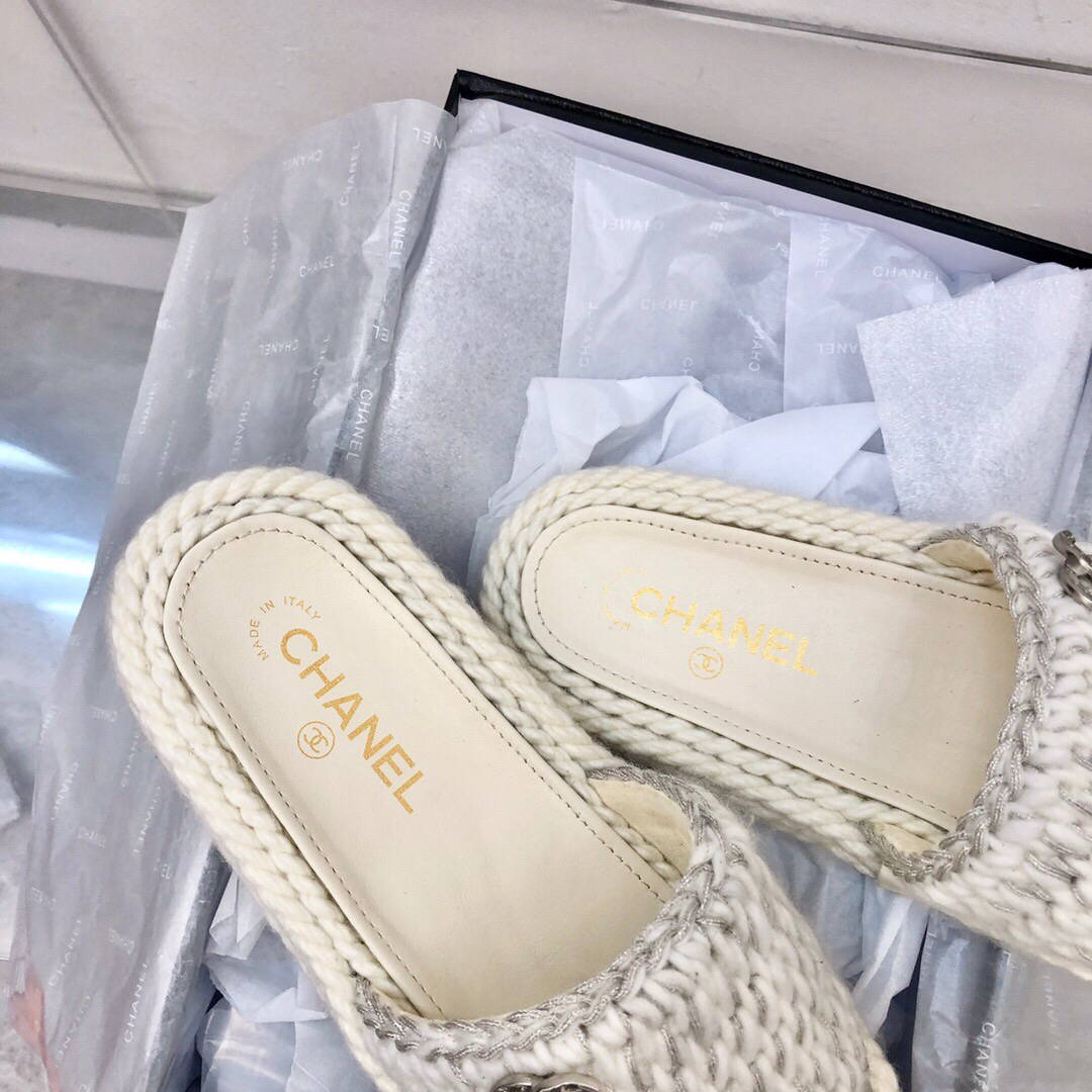 Chanel Women's Sandals Chanel Slippers Lambskin C90191
