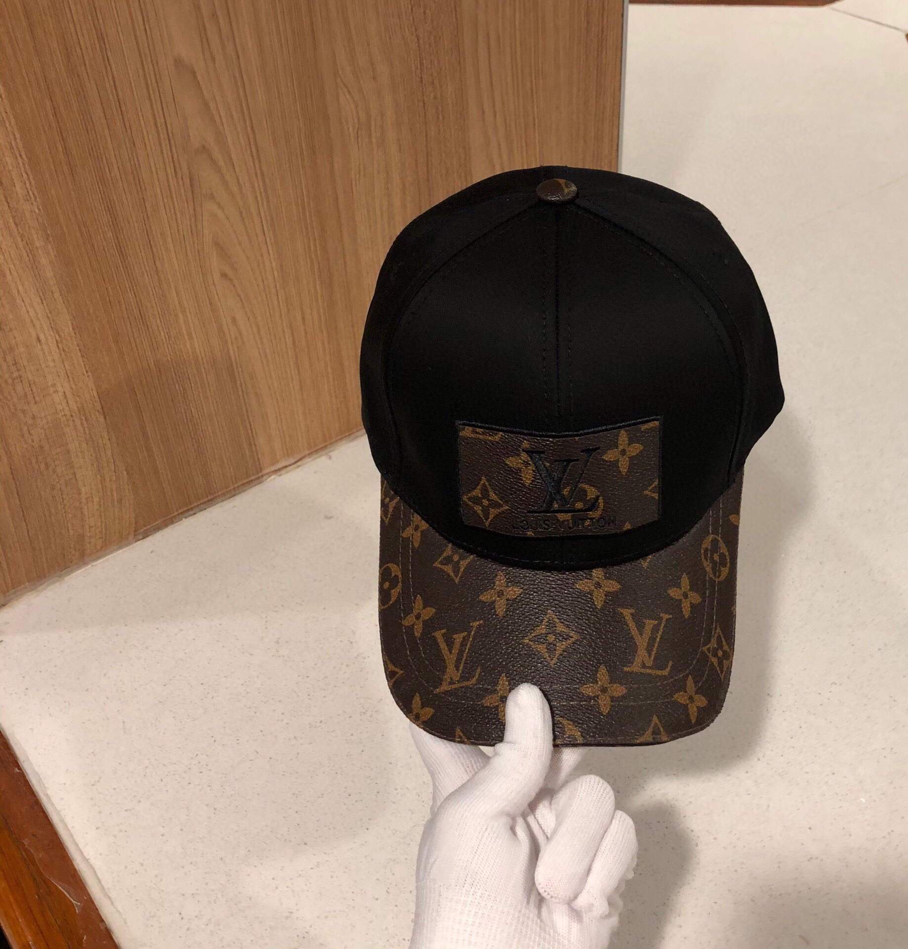 LV L60017 Louis Vuitton Hats Designer LV Cap Sun Hat