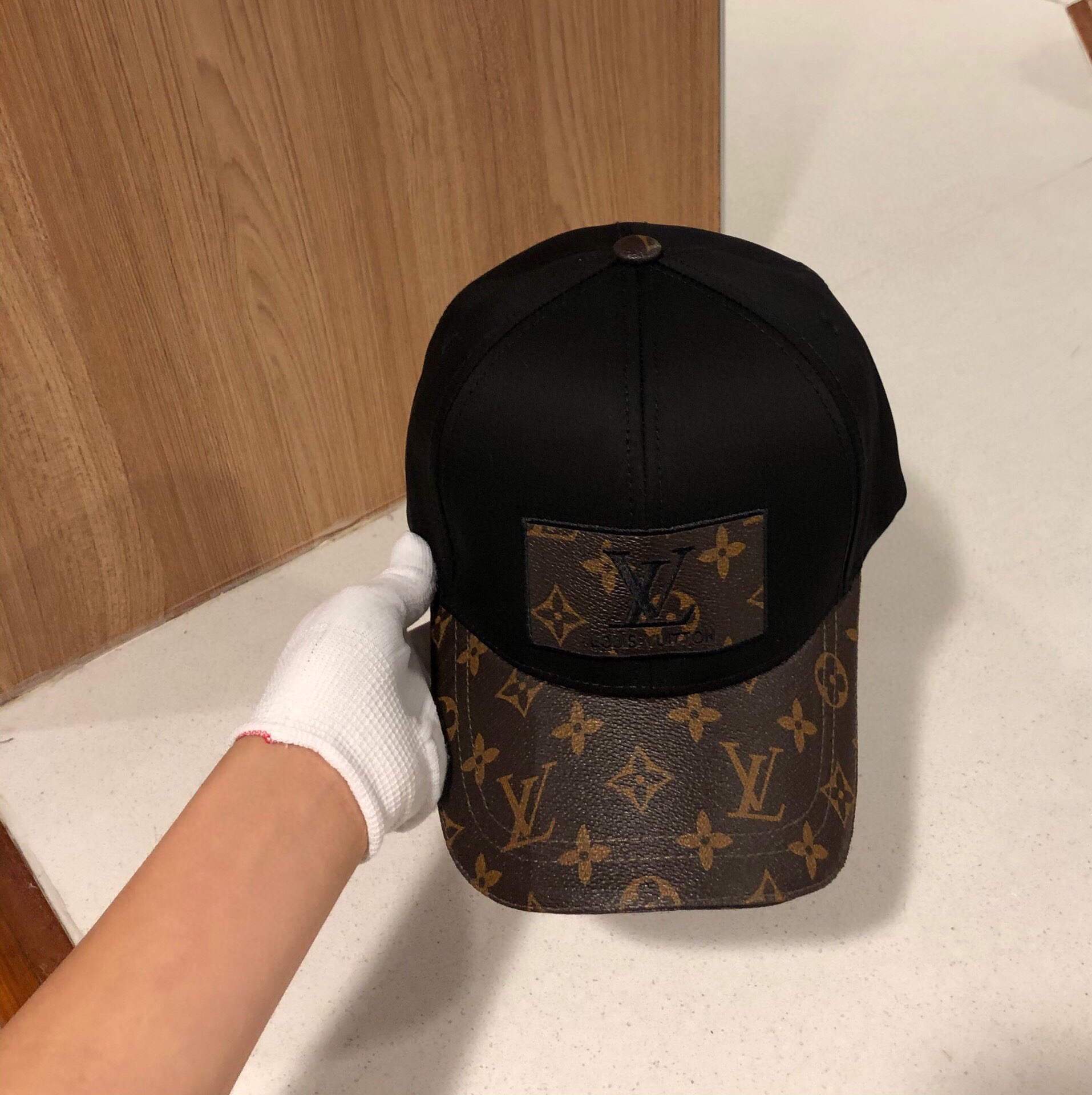 LV L60017 Louis Vuitton Hats Designer LV Cap Sun Hat