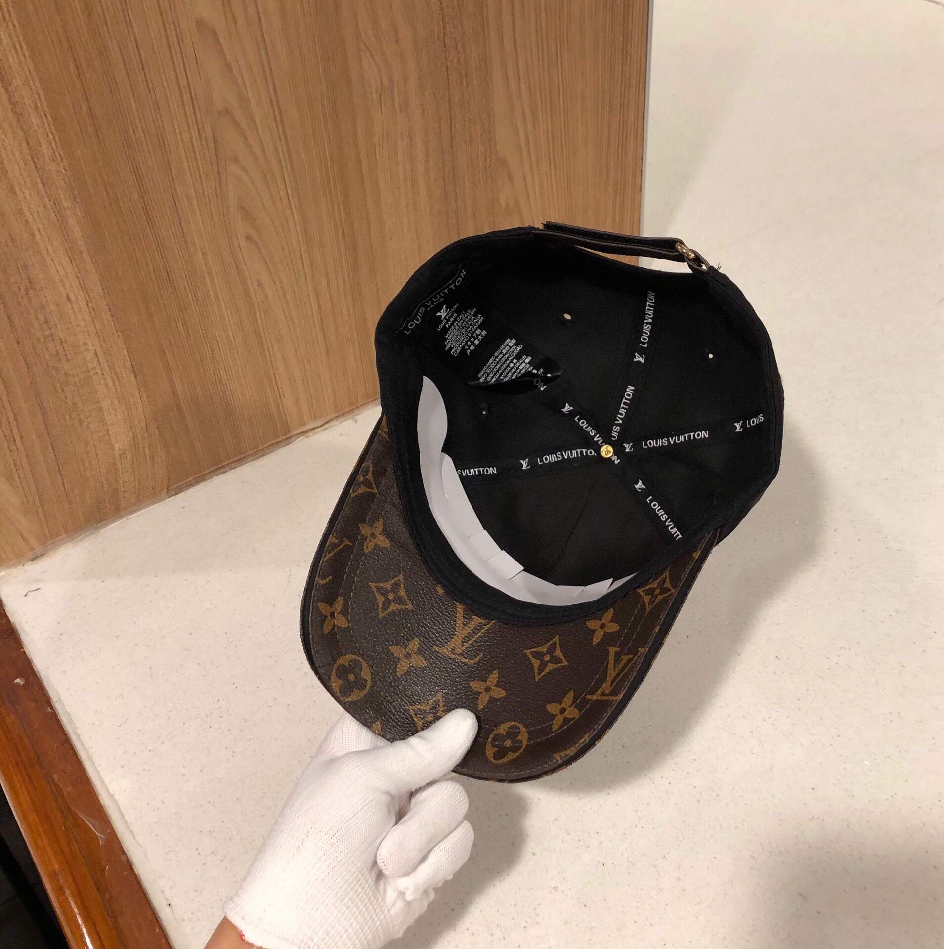 LV L60017 Louis Vuitton Hats Designer LV Cap Sun Hat