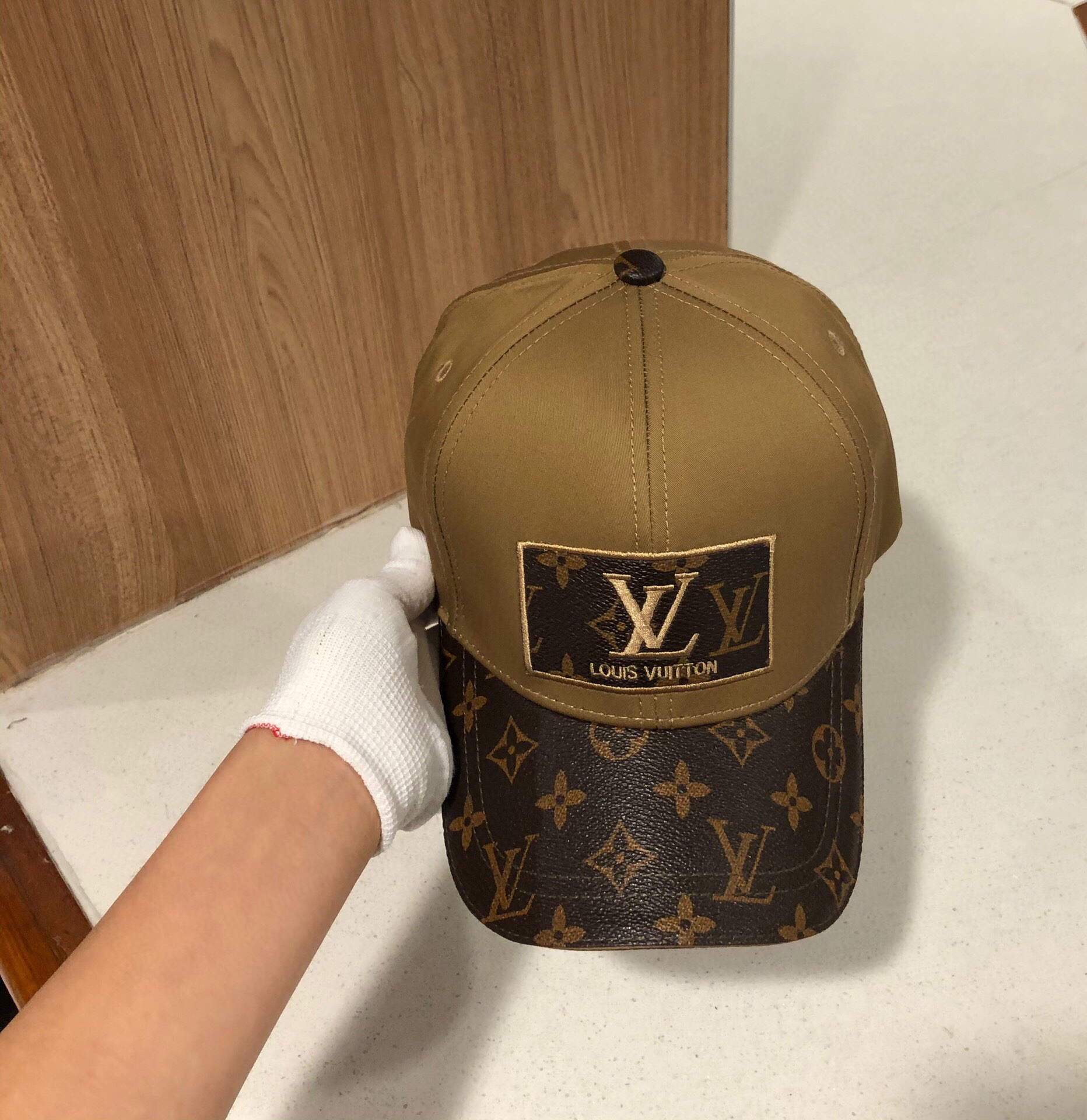 LV L60018 Louis Vuitton Hats Designer LV Cap Sun Hat
