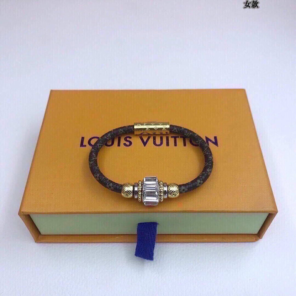 Louis Vuitton Bangle Bracelet Designer LV Jewelry L62509