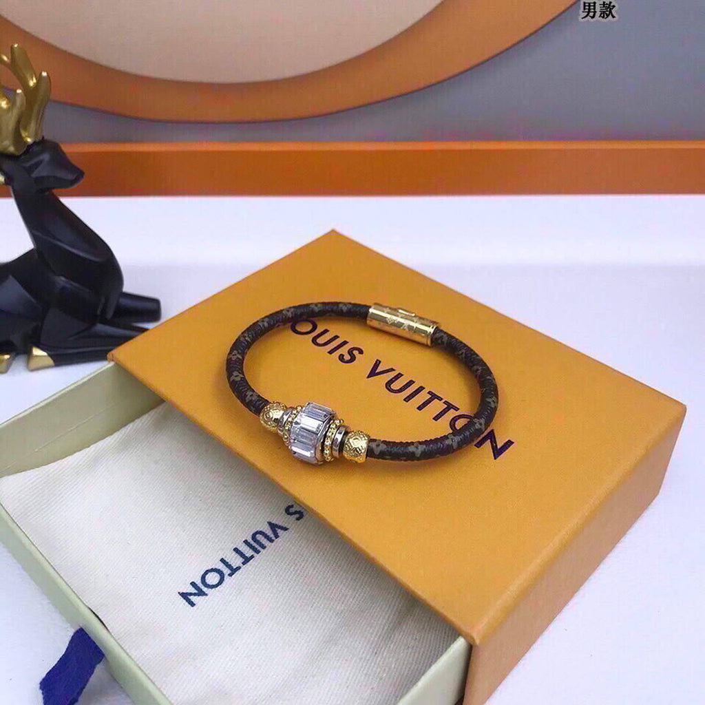 Louis Vuitton Bangle Bracelet Designer LV Jewelry L62570