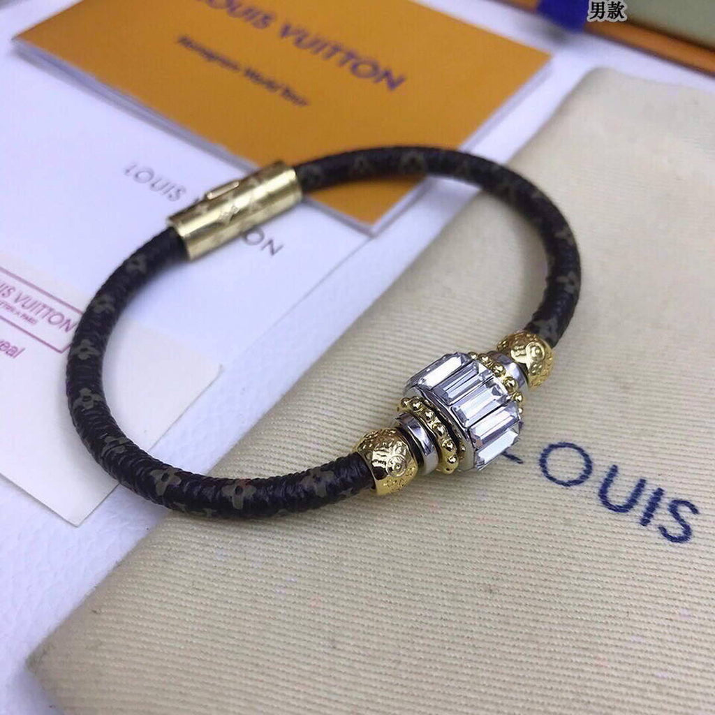Louis Vuitton Bangle Bracelet Designer LV Jewelry L62570