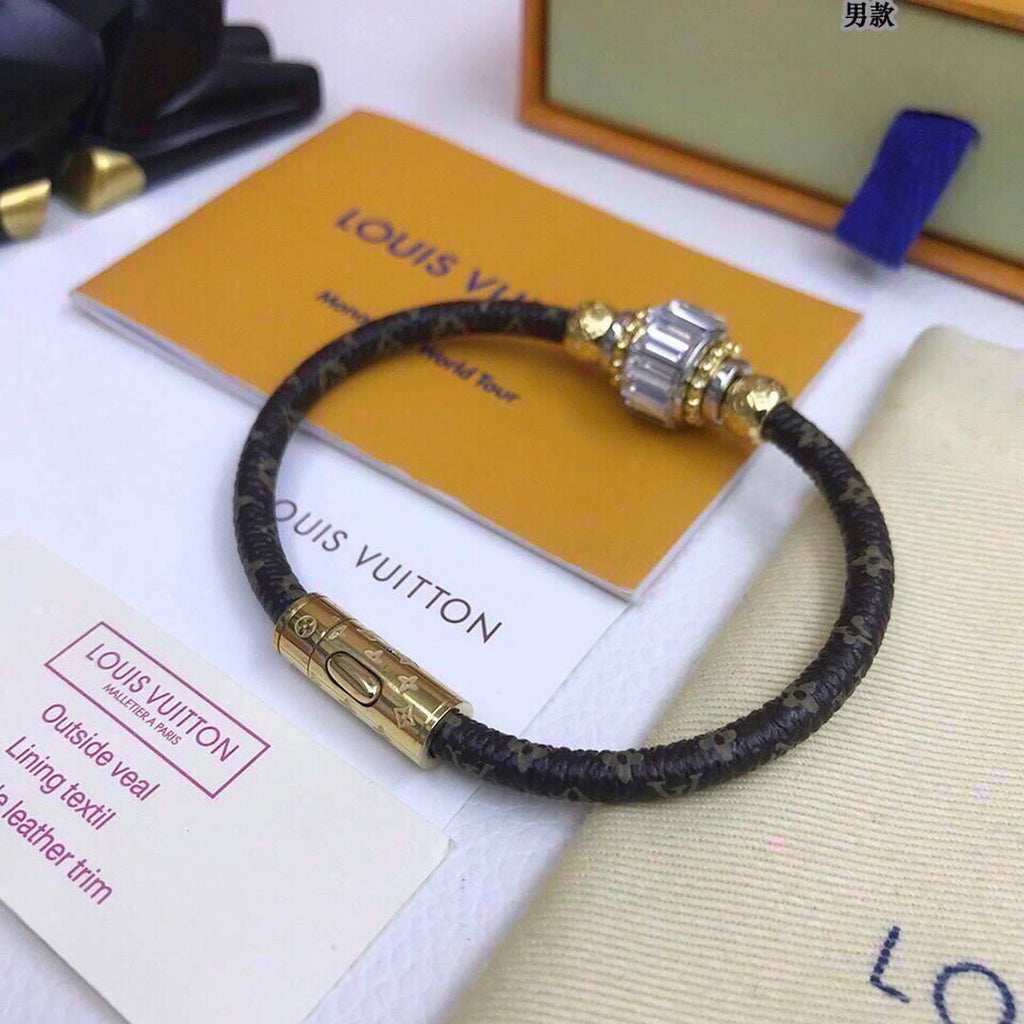 Louis Vuitton Bangle Bracelet Designer LV Jewelry L62570