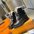 Louis Vuitton Women's Shoes 1A95X7 Meteropolis Flat Ranger Boots  2022 Collection  002 - 35 - View 1